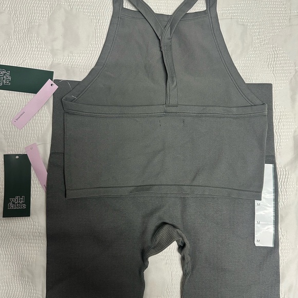 2 Piece Short Set - Picture 4 of 4